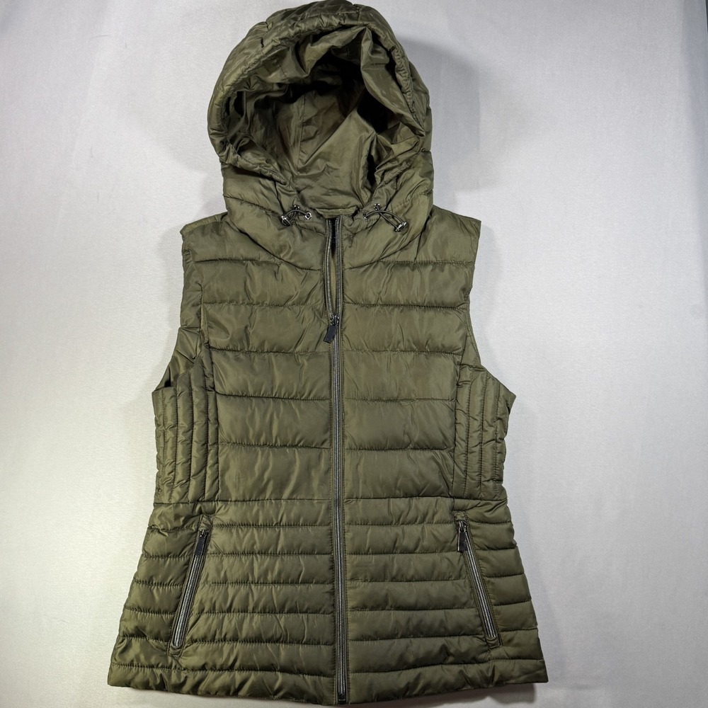 Zara Womens Olive Green Hooded Puffer Vest Size M Quilted Zip Up Gilet Jacket